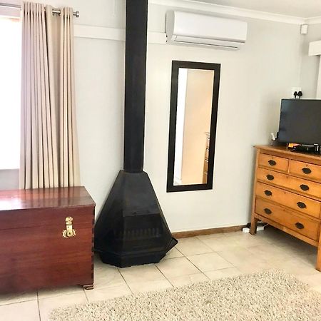 10Vdw Self Catering Apartments Durbanville Dış mekan fotoğraf