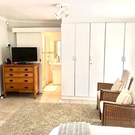 10Vdw Self Catering Apartments Durbanville Dış mekan fotoğraf